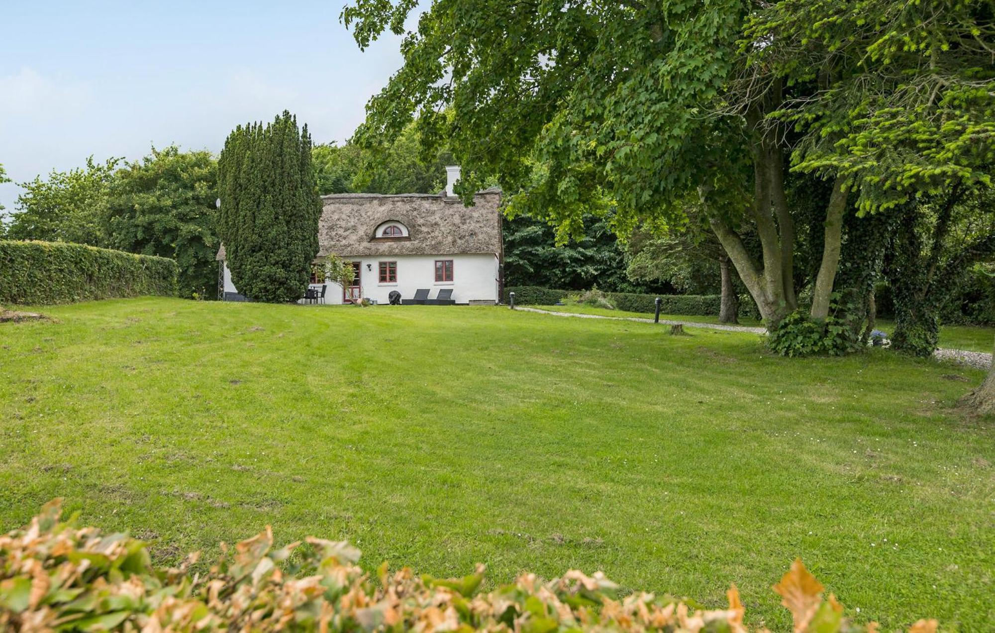 Lovely Home In Augustenborg With Wifi Asserballeskov エクステリア 写真